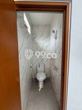 Dijual Rumah Luas Elegan Dengan View Cantik di Tomang, Jakarta Barat Dijual Rumah Luas Elegan Dengan View Cantik di Tomang, Jakarta Barat