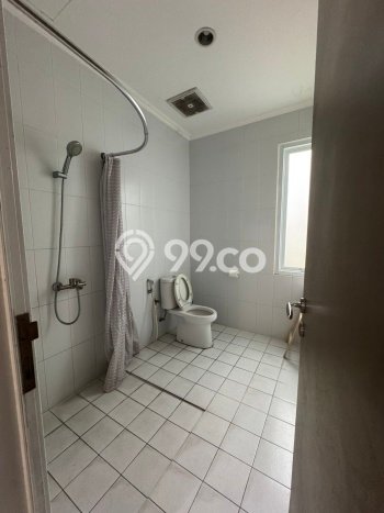 Rumah kawasan Tomang, Siap Huni, 4 KT, Dekat Tomang, Jakarta Barat, Jakarta Barat, Luas 400m² LB 200m² Rumah kawasan Tomang, Siap Huni, 4 KT, Dekat Tomang, Jakarta Barat, Jakarta Barat, Luas 400m² LB 200m²