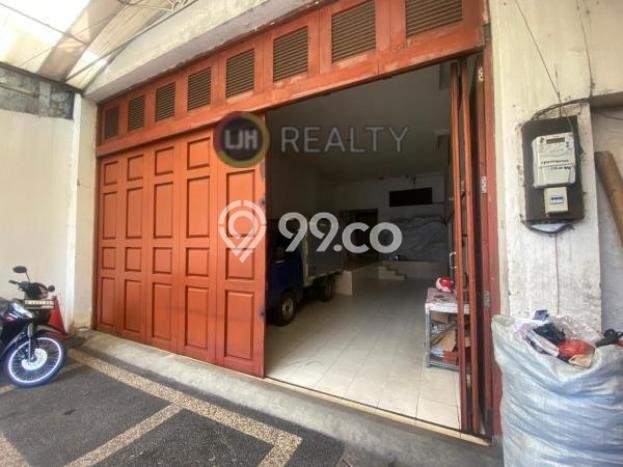 Rumah Luxury Modern Tanpa Renovasi di Tomang Jakarta Barat Rumah Luxury Modern Tanpa Renovasi di Tomang Jakarta Barat