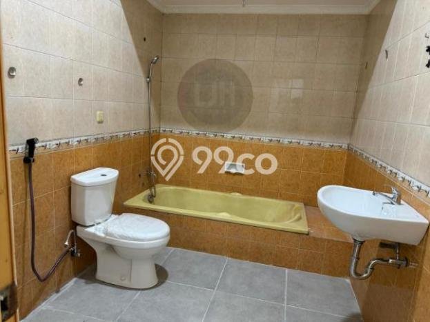 Rumah Elit Modern Tanpa Renovasi di Tangerang Kota Tangerang Rumah Elit Modern Tanpa Renovasi di Tangerang Kota Tangerang