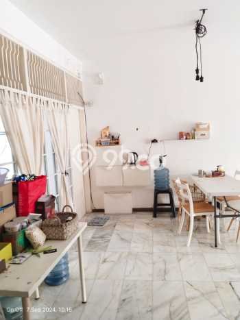 Rumah Asri 3 KT di Kembangan, Jakarta Barat - Luas Tanah 121m² Rumah Asri 3 KT di Kembangan, Jakarta Barat - Luas Tanah 121m²