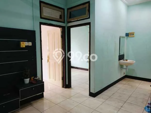 SPECIAL PRICE! Rumah di Duri Kepa, 3 KM, Dekat Fasilitas Umum, Luas 61m² LB 100m² SPECIAL PRICE! Rumah di Duri Kepa, 3 KM, Dekat Fasilitas Umum, Luas 61m² LB 100m²