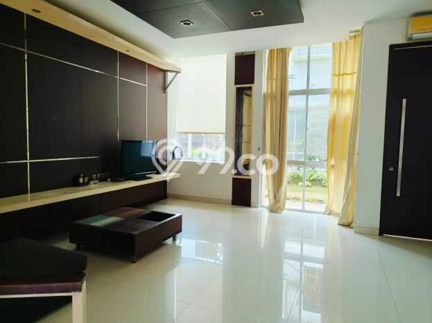 Rumah area Tomang, Akses ke Tol, 4 KT, Luas 90m² LB 270m² Rumah area Tomang, Akses ke Tol, 4 KT, Luas 90m² LB 270m²
