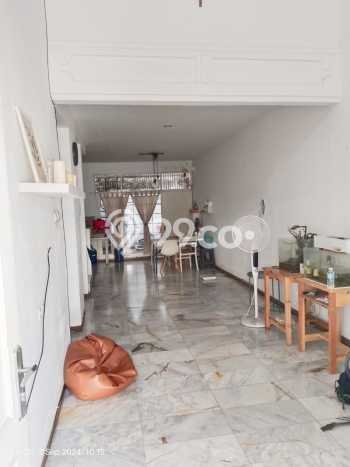 Rumah Asri 3 KT di Kembangan, Jakarta Barat - Luas Tanah 121m² Rumah Asri 3 KT di Kembangan, Jakarta Barat - Luas Tanah 121m²