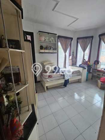 Hunian Elit LB 220m2 Siap Pakai Desain Elegan di Tomang, Jakarta Barat Hunian Elit LB 220m2 Siap Pakai Desain Elegan di Tomang, Jakarta Barat