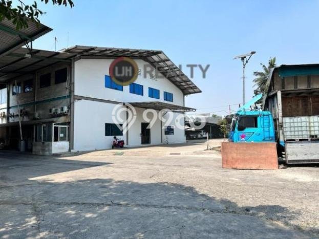 Unit Gudang Dijual di Jakarta Barat LT 11976m2 & LB 5000m2 Unit Gudang Dijual di Jakarta Barat LT 11976m2 & LB 5000m2