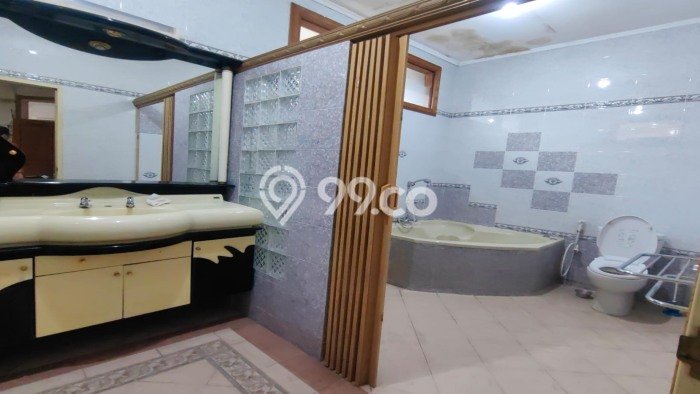 Rumah Luxury Modern Siap Huni di Otista Jakarta Timur Rumah Luxury Modern Siap Huni di Otista Jakarta Timur