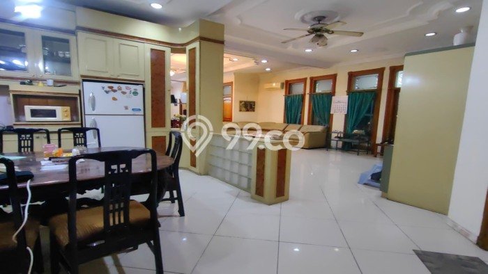 Rumah Luxury Modern Siap Huni di Otista Jakarta Timur Rumah Luxury Modern Siap Huni di Otista Jakarta Timur