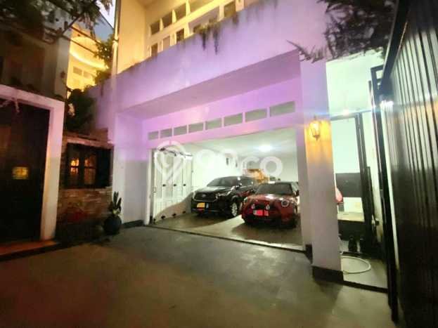Hunian Mewah LB 1975m2 Siap Pakai Desain Elegan di Kemanggisan, Jakarta Barat Hunian Mewah LB 1975m2 Siap Pakai Desain Elegan di Kemanggisan, Jakarta Barat