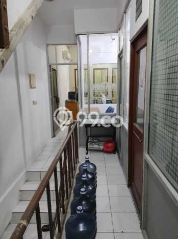 LOKASI STRATEGIS! Ruko di Tanjung Duren, Luas 200m2m², Pengunjung Tinggi LOKASI STRATEGIS! Ruko di Tanjung Duren, Luas 200m2m², Pengunjung Tinggi