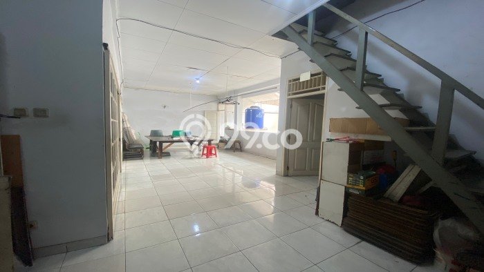 Rumah sewa siap huni 3 KT di Kav DKI, Jakarta Barat Rumah sewa siap huni 3 KT di Kav DKI, Jakarta Barat