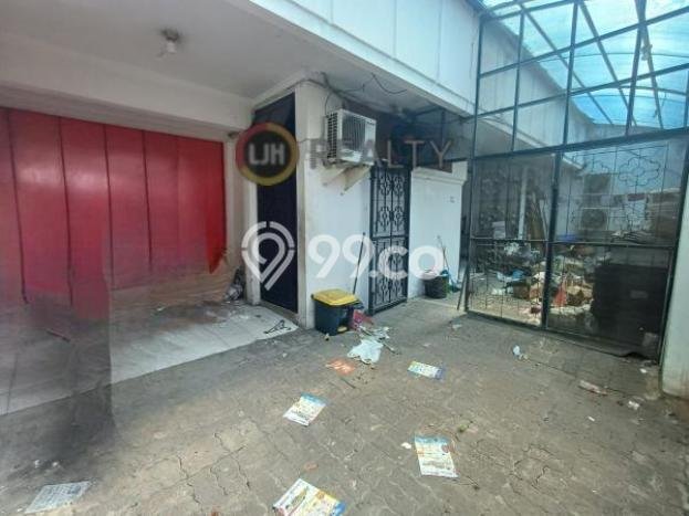 Hunian Mewah LB 450m2 Siap Pakai Desain Elegan di Tomang, Jakarta Barat Hunian Mewah LB 450m2 Siap Pakai Desain Elegan di Tomang, Jakarta Barat