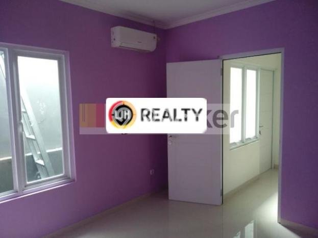 Hunian Cantik Minimalis Lb 100m2 di Cengkareng, Jakarta Barat Hunian Cantik Minimalis Lb 100m2 di Cengkareng, Jakarta Barat
