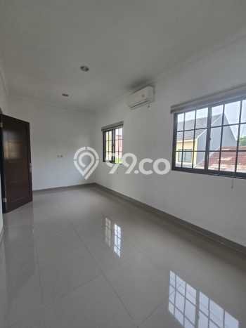 Rumah Luas Asri 4 KT Siap Pakai di Cikupa Citra Raya Tangerang Rumah Luas Asri 4 KT Siap Pakai di Cikupa Citra Raya Tangerang