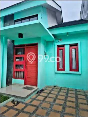 Disewakan Segera Rumah Kondisi Baik di Kawasan Arcamanik, Bandung Disewakan Segera Rumah Kondisi Baik di Kawasan Arcamanik, Bandung