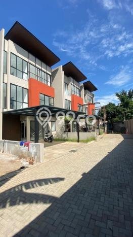 For Sale! Luxury House LT 106m2 Desain Elegan di Cigadung For Sale! Luxury House LT 106m2 Desain Elegan di Cigadung