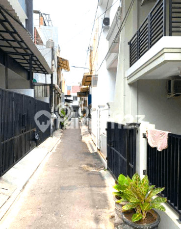 Rumah Luas Tanah 40m² di Tanjung Duren, Jakarta Barat - Akses Mudah Rumah Luas Tanah 40m² di Tanjung Duren, Jakarta Barat - Akses Mudah