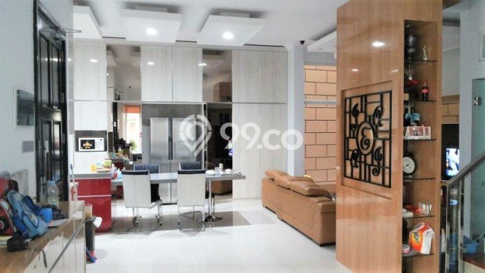 Hunian Mewah Siap Huni LT 153m2 di Cengkareng, Jakarta Barat Hunian Mewah Siap Huni LT 153m2 di Cengkareng, Jakarta Barat