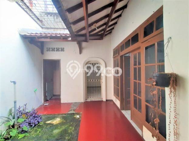 Rumah Terjangkau Akses Mudah LT 154m2 di Jakarta Barat Rumah Terjangkau Akses Mudah LT 154m2 di Jakarta Barat
