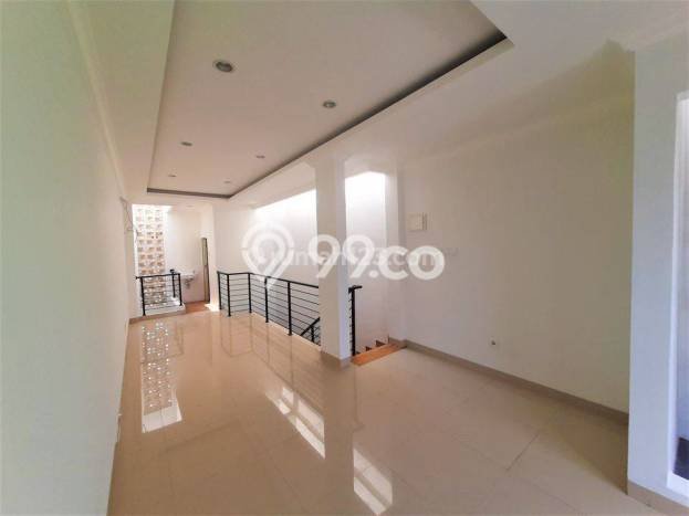 Rumah Luxury Modern Siap Huni di Tomang Jakarta Barat Rumah Luxury Modern Siap Huni di Tomang Jakarta Barat