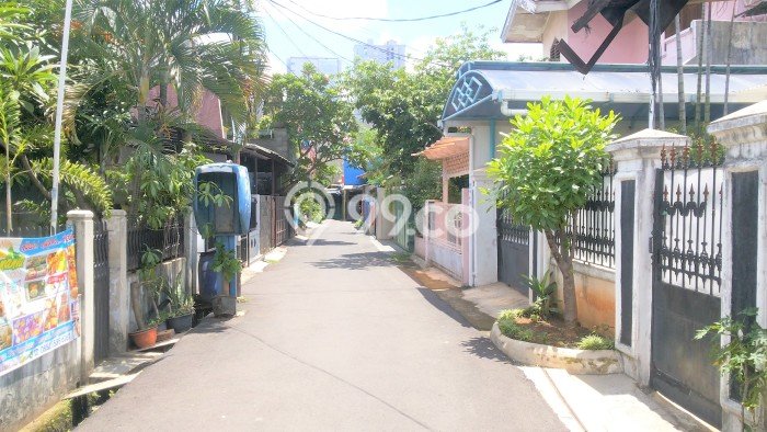 Dijual Rumah Strategis Bagus Punya 1 KT di Kebayoran Lama Jakarta Selatan SHM Dijual Rumah Strategis Bagus Punya 1 KT di Kebayoran Lama Jakarta Selatan SHM