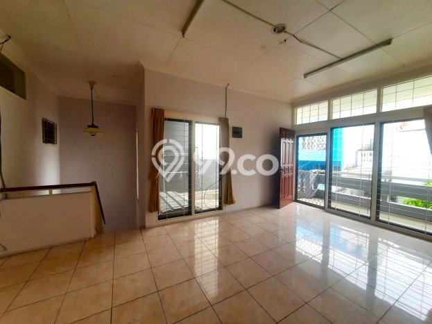 Rumah Elit Modern Siap Huni di Tomang Jakarta Barat Rumah Elit Modern Siap Huni di Tomang Jakarta Barat