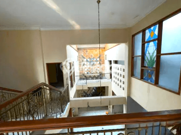 Dijual Rumah Mewah Elegan Dengan View Eksklusif di Tomang, Jakarta Barat Dijual Rumah Mewah Elegan Dengan View Eksklusif di Tomang, Jakarta Barat