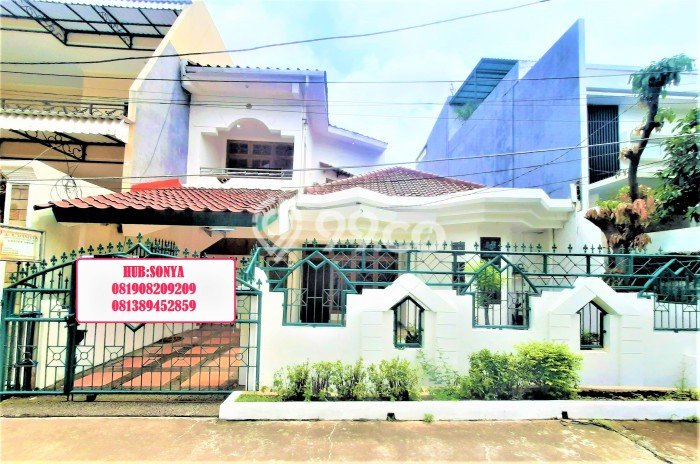 Rumah Luxury Modern Tanpa Renovasi di Green Ville Jakarta Barat Rumah Luxury Modern Tanpa Renovasi di Green Ville Jakarta Barat