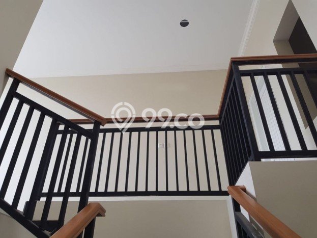 Jual Rumah Modern 4 KT di Tanjung Duren, Jakarta Barat Jual Rumah Modern 4 KT di Tanjung Duren, Jakarta Barat