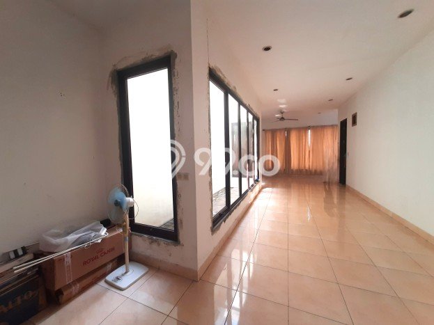 Hunian Mewah LB 210m2 Siap Huni Desain Elegan di Cideng, Jakarta Pusat Hunian Mewah LB 210m2 Siap Huni Desain Elegan di Cideng, Jakarta Pusat