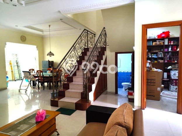 Rumah Elit Modern Siap Huni di Tanjung Duren Jakarta Barat Rumah Elit Modern Siap Huni di Tanjung Duren Jakarta Barat