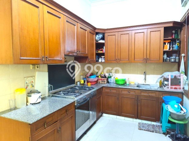 Rumah Elit Modern Siap Huni di Tanjung Duren Jakarta Barat Rumah Elit Modern Siap Huni di Tanjung Duren Jakarta Barat