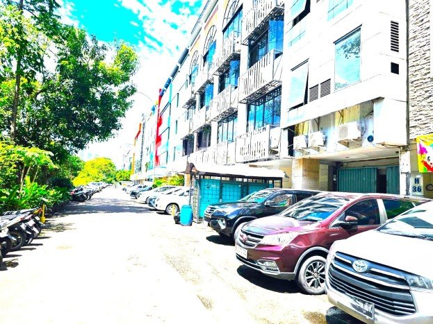 Dijual Rumah Premium dengan Fasilitas Sekitar Komplit di Karawaci, Tangerang Dijual Rumah Premium dengan Fasilitas Sekitar Komplit di Karawaci, Tangerang