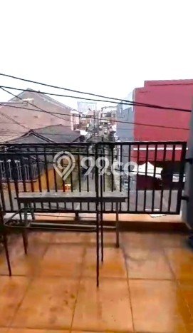 Jual Rumah Favorit Siap Huni LB 200m2 di Tangerang, Tangerang Jual Rumah Favorit Siap Huni LB 200m2 di Tangerang, Tangerang
