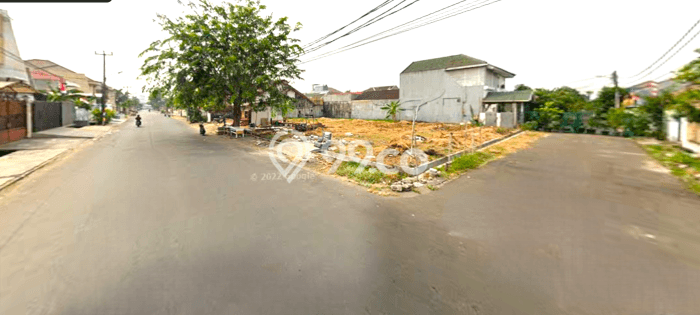 For Sale Hunian Mewah Klasik di Jakarta Barat For Sale Hunian Mewah Klasik di Jakarta Barat