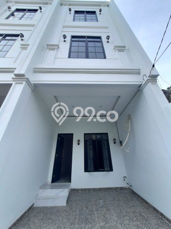 Jual Rumah Mewah Elegan Dengan View Cantik di Taman Ratu, Jakarta Barat Jual Rumah Mewah Elegan Dengan View Cantik di Taman Ratu, Jakarta Barat