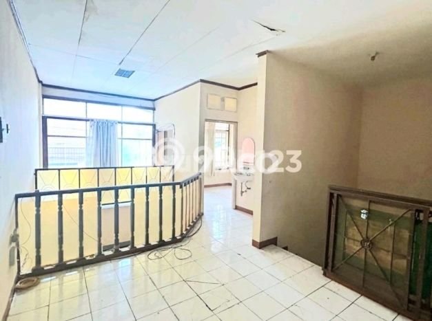 For Sale Hunian Rumah Nyaman 3 KT di Tomang, Jakarta Barat For Sale Hunian Rumah Nyaman 3 KT di Tomang, Jakarta Barat