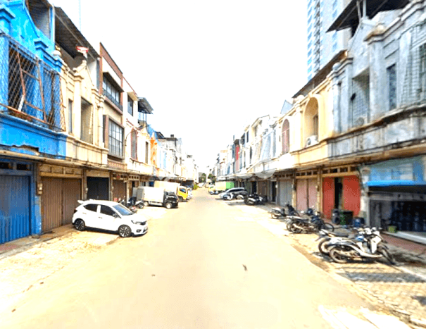 Rumah Mewah LB 200m2 Siap Pakai Desain Elegan di Taman Palem, Jakarta Barat Rumah Mewah LB 200m2 Siap Pakai Desain Elegan di Taman Palem, Jakarta Barat