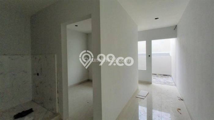 For Sale Hunian Rumah Nyaman 4 KT di Tomang, Jakarta Barat For Sale Hunian Rumah Nyaman 4 KT di Tomang, Jakarta Barat