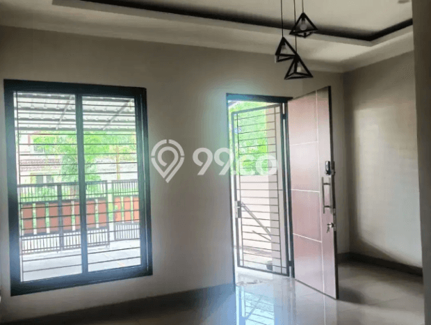 Rumah Luas Asri 4 KT Siap Pakai di Cikupa Citra Raya Tangerang Rumah Luas Asri 4 KT Siap Pakai di Cikupa Citra Raya Tangerang