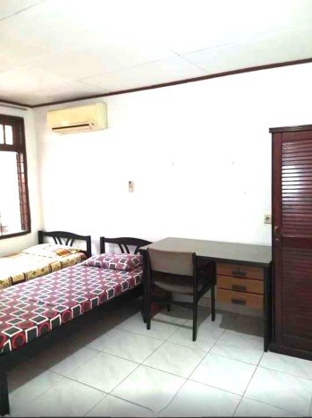 Rumah Elit Modern Tanpa Renovasi di Tomang Jakarta Barat Rumah Elit Modern Tanpa Renovasi di Tomang Jakarta Barat