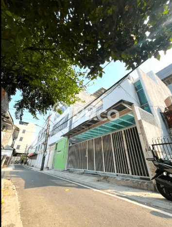 Rumah Elit Modern Siap Huni di Cideng Jakarta Pusat Rumah Elit Modern Siap Huni di Cideng Jakarta Pusat