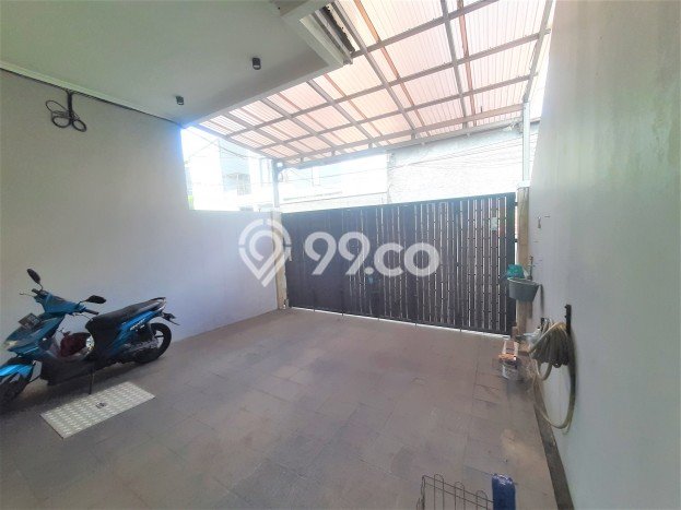 Rumah Minimalis 3 KT di Tomang Jakarta Barat Semi Furnished Rumah Minimalis 3 KT di Tomang Jakarta Barat Semi Furnished