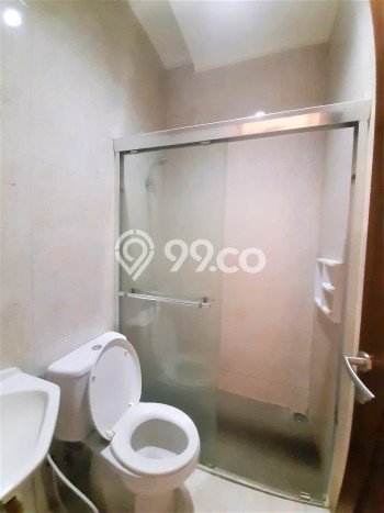 Rumah Minimalis 3 KT di Tomang Jakarta Barat Semi Furnished Rumah Minimalis 3 KT di Tomang Jakarta Barat Semi Furnished