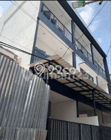 Rumah Luas Tanah 40m² di Tanjung Duren, Jakarta Barat - Akses Mudah Rumah Luas Tanah 40m² di Tanjung Duren, Jakarta Barat - Akses Mudah