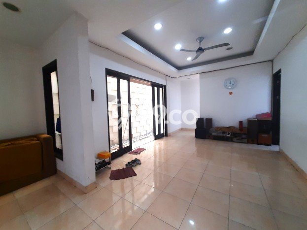 Hunian Mewah LB 210m2 Siap Huni Desain Elegan di Cideng, Jakarta Pusat Hunian Mewah LB 210m2 Siap Huni Desain Elegan di Cideng, Jakarta Pusat
