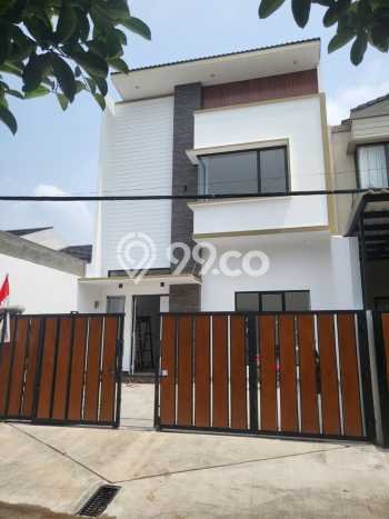Rumah Minimalis 3 Kamar LT 98m2 di BSD Rumah Minimalis 3 Kamar LT 98m2 di BSD