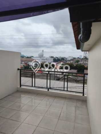 Rumah Modern 3 KT di Bintaro Jakarta Selatan Unfurnished Rumah Modern 3 KT di Bintaro Jakarta Selatan Unfurnished