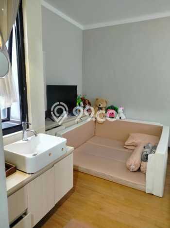 Rumah Minimalis 2 Kamar LT 60m2 di Graha Raya Rumah Minimalis 2 Kamar LT 60m2 di Graha Raya