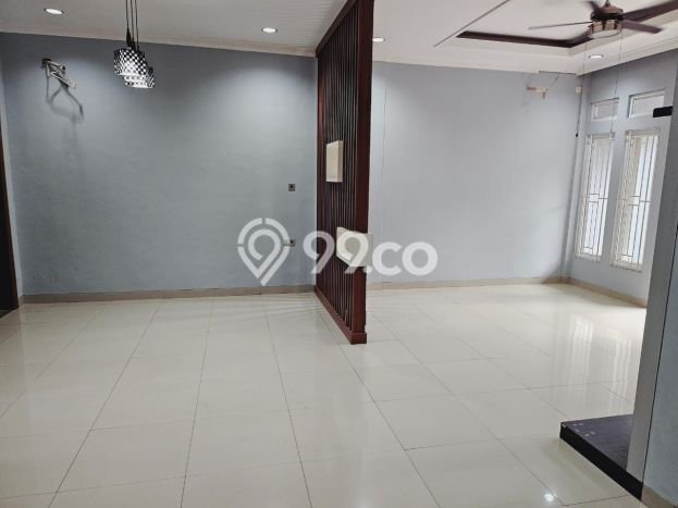 Rumah Strategis Ciputat Timur, Tangerang Selatan, Luas 162m² LB 200m² Rumah Strategis Ciputat Timur, Tangerang Selatan, Luas 162m² LB 200m²